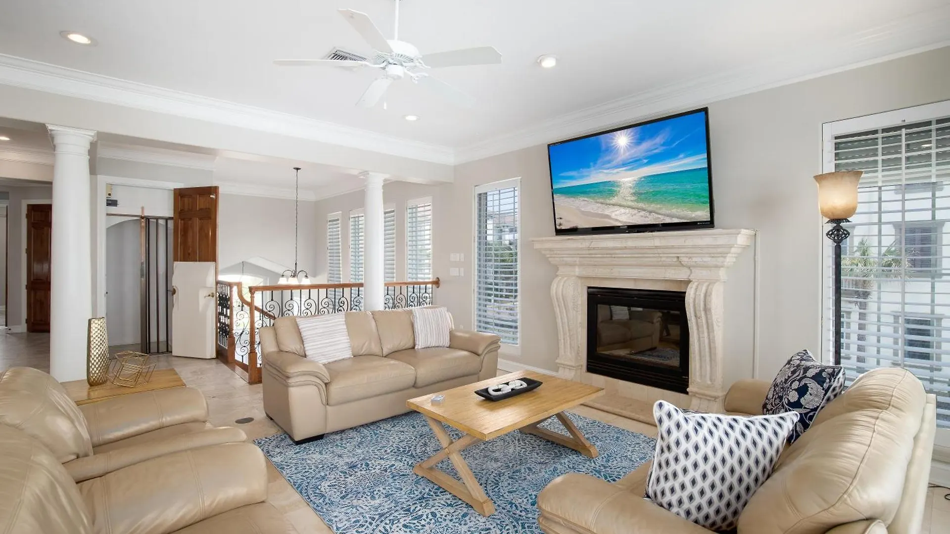 Holiday home On The Beach - Hot Tub - Gated Community Views Destin